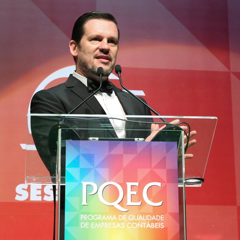 Marcelo Lombardo, CEO da Omie, faz sua fala de abertura do PQEC 2017.
